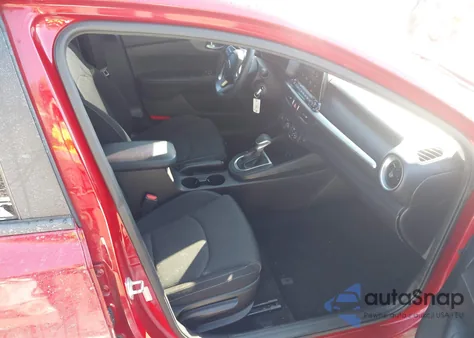 2021 Kia Forte Lxs из США, поврежденный, VIN 3KPF24ADXME383326